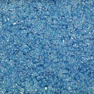 Miyuki Würfel SB18-221 sky blue lined crystal 5g