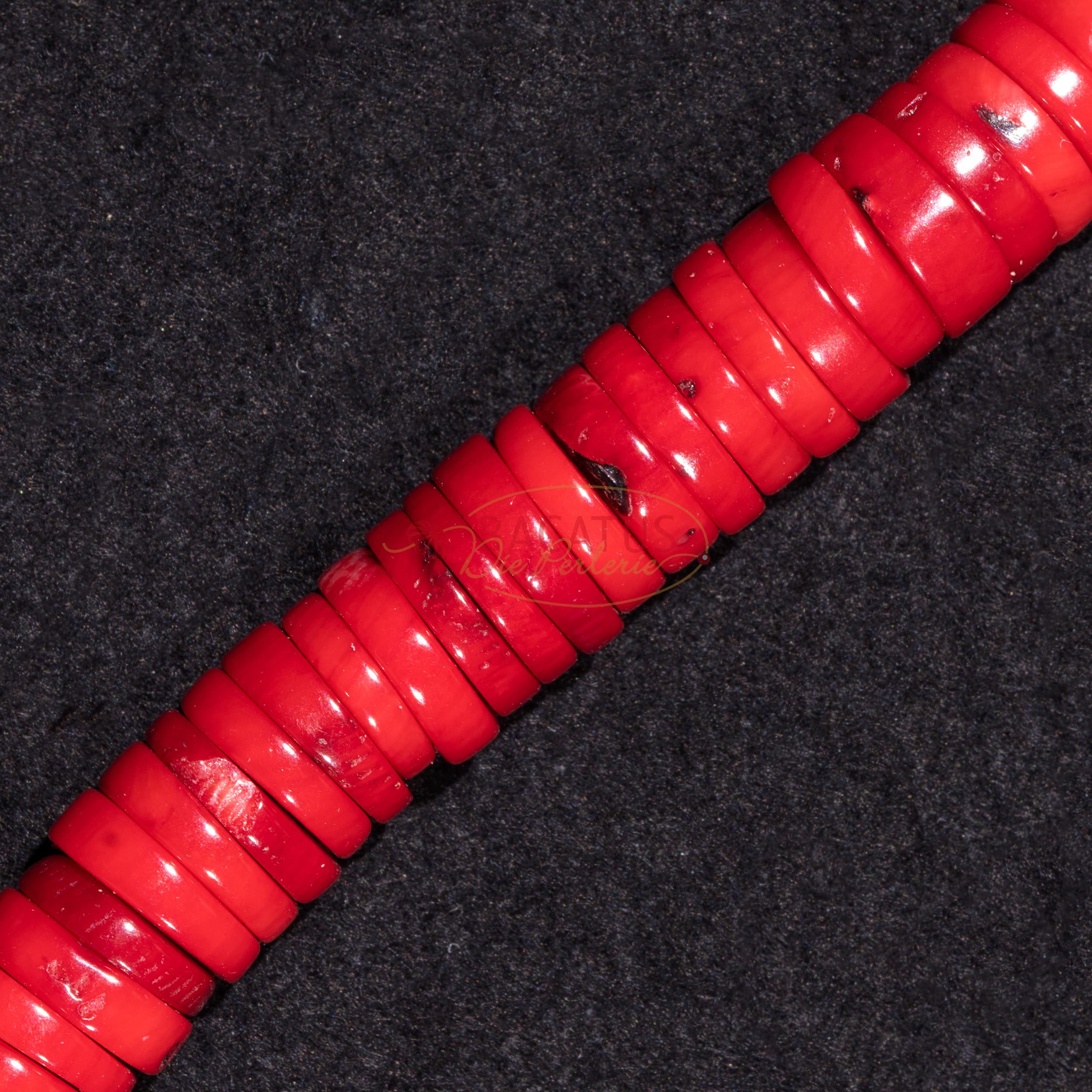 Schaumkoralle Räder rot ca. 2x10mm, 1 Strang