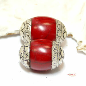 Mila pearl cherry red approx. 33×23 mm