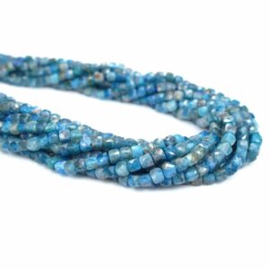 Apatite cube faceted 4 x 4 mm, 1 strand