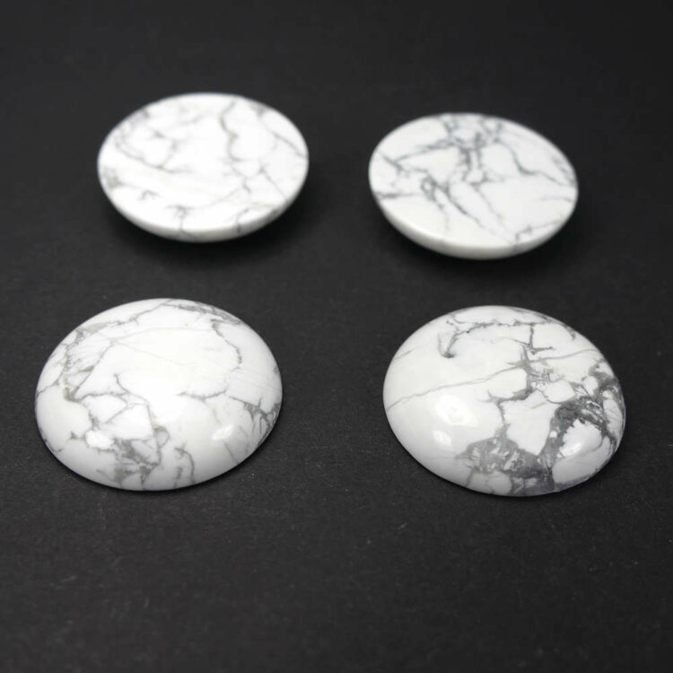 Howlith_Cabochon_white