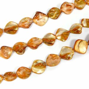 Mother of pearl nuggets orange approx. 18 x 18 mm, 1 strand