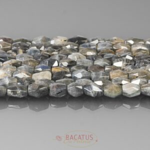 Labradorite nuggets faceted approx. 11x14mm, 1 strand