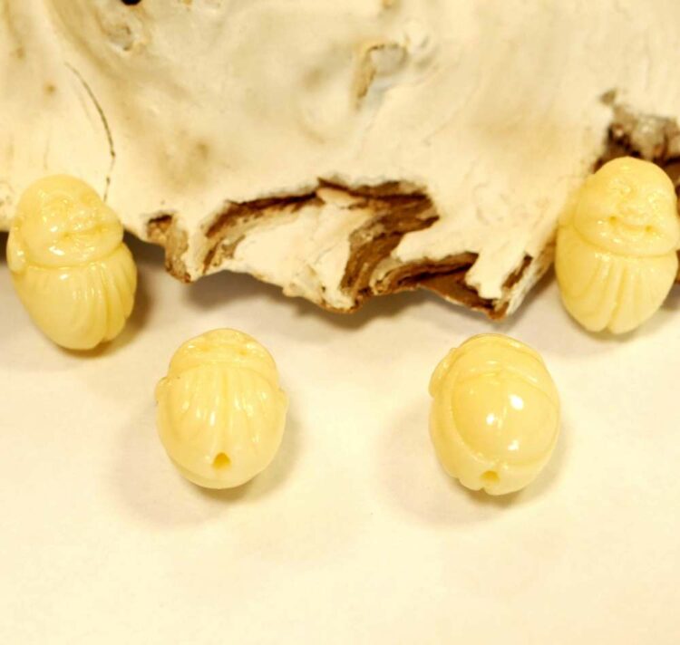 Perle en plastique-bouddha-blanc