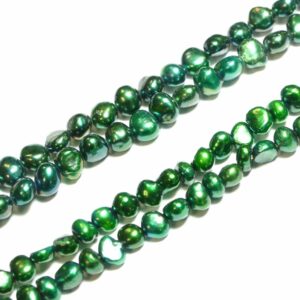 Pepite di perle d’acqua dolce verdi 4-5 e 6-7 mm, 1 capo