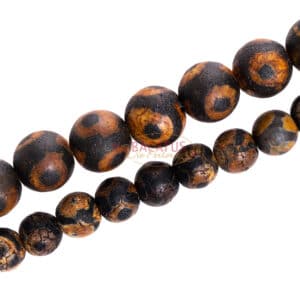 Boule d’agate tibétaine marron foncé mat motif à 3 yeux environ 6-8mm, 1 rang