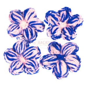 Filzperlen Blume blau pink, 4x