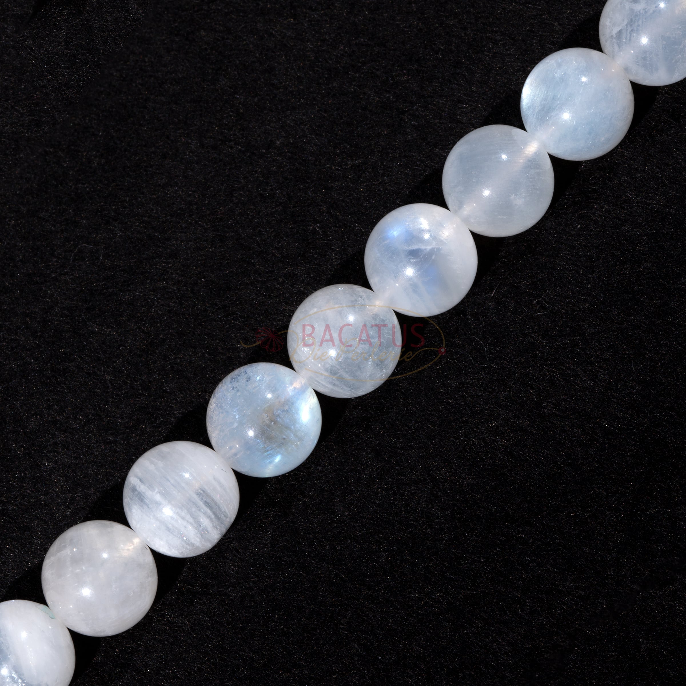 A-grade moonstone ball white 4-10mm, 1 strand